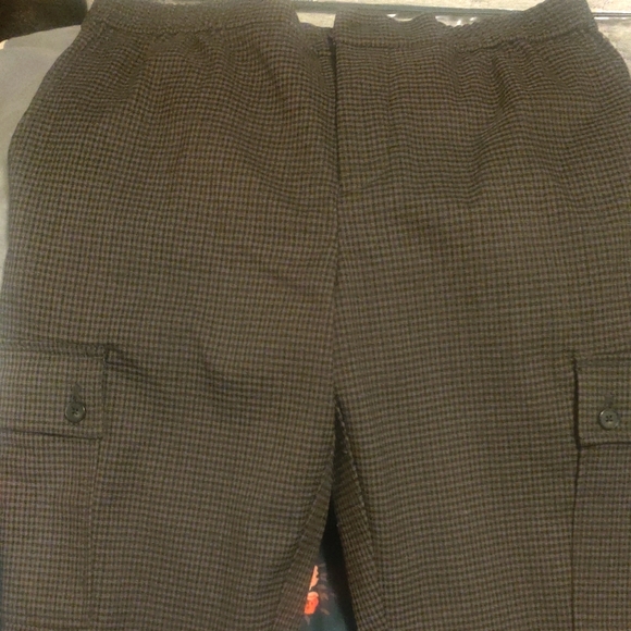 LE31 CARGO PANTS. - Picture 1 of 4